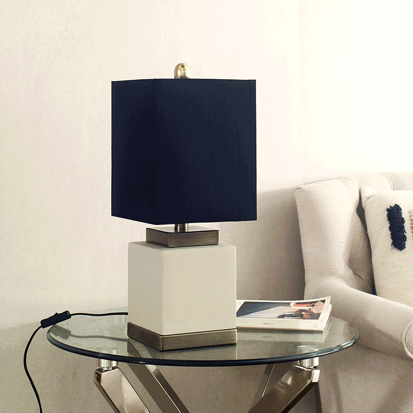 L10067EHFKC  Table Lamp
